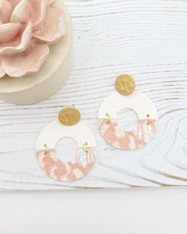 2-toned White and Pink Lace Glitter Open Disc Earrings